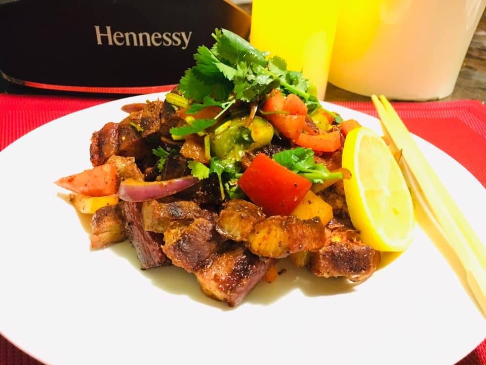 Everest Restaurant and Bar | restaurant | 1309 Bell Rd suite 220, Antioch, TN 37013, USA | 6157396115 OR +1 615-739-6115