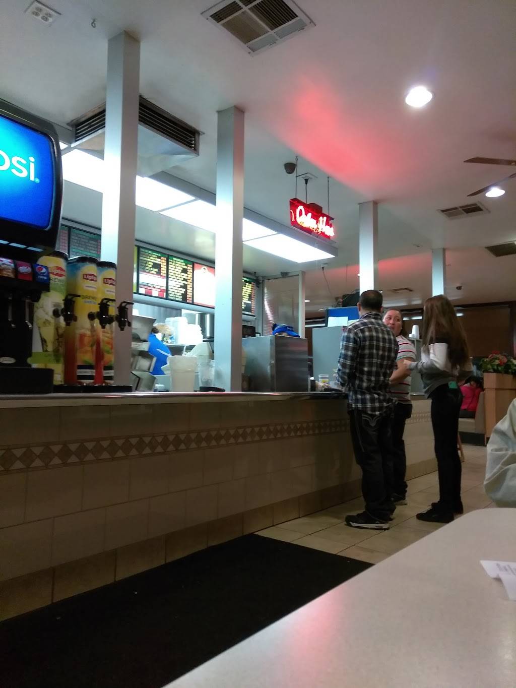 Douglas Drive-In | restaurant | 16306 Pioneer Blvd, Norwalk, CA 90650, USA | 5629261359 OR +1 562-926-1359