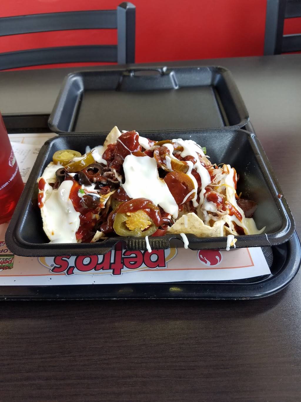 Petros Chili & Chips - West Hills | restaurant | 7005 Kingston Pike, Knoxville, TN 37919, USA | 8654505004 OR +1 865-450-5004