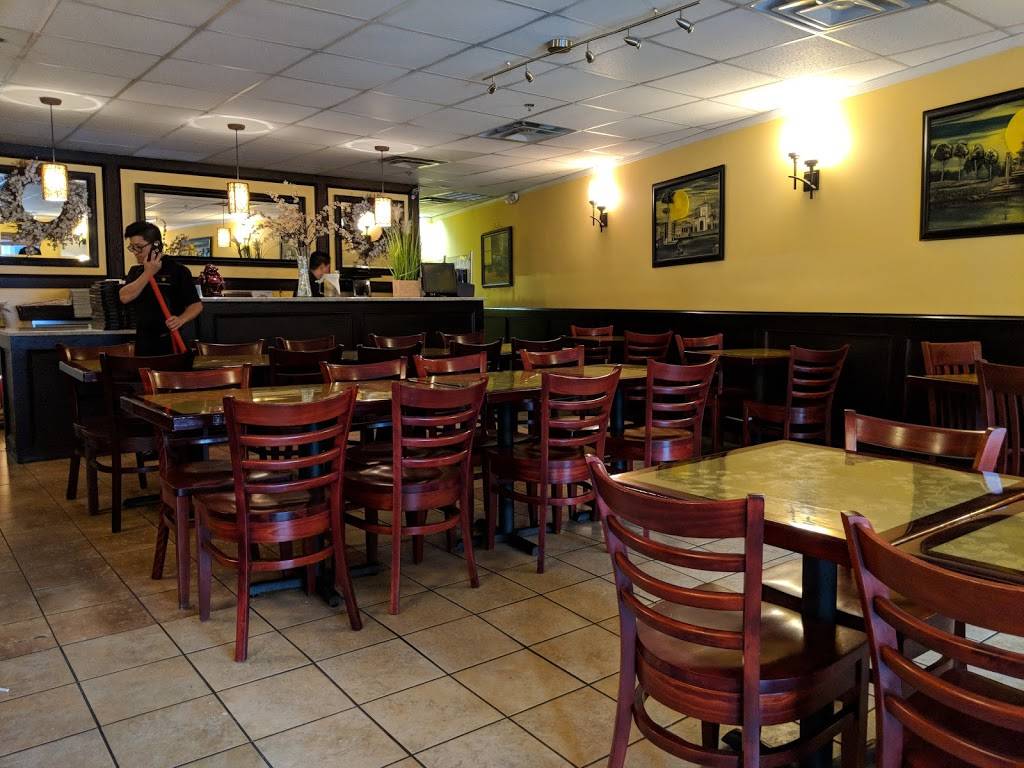 Pho & Beyond | restaurant | 47 Easton Rd, Willow Grove, PA 19090, USA | 2156593464 OR +1 215-659-3464
