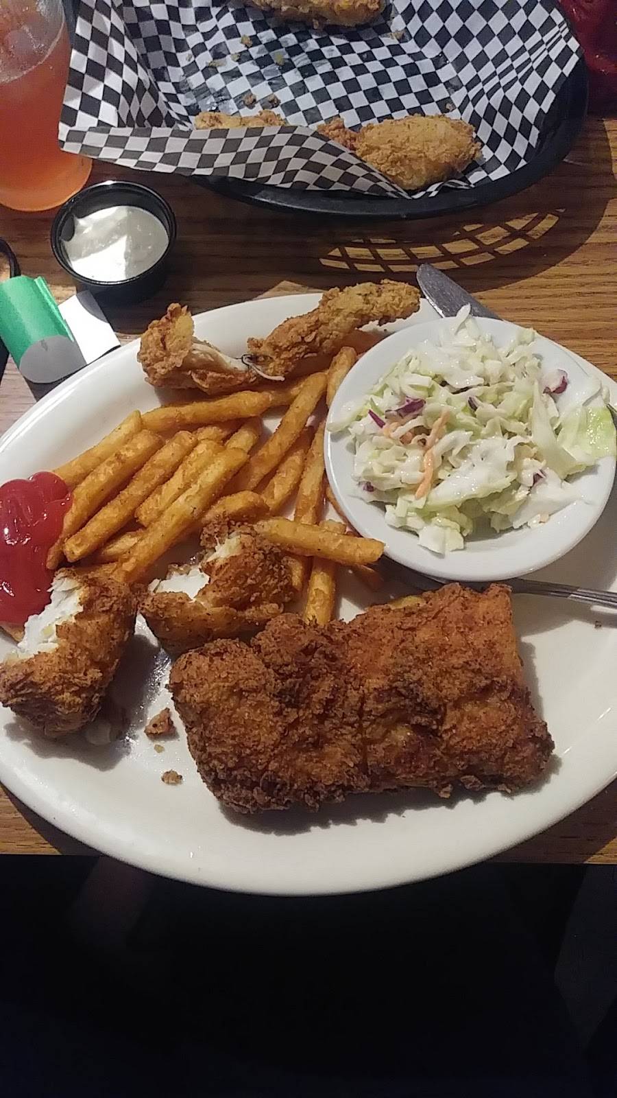 Black Hammock Restaurant | restaurant | 2316 Black Hammock Fish Camp Rd, Oviedo, FL 32765, USA | 4073651244 OR +1 407-365-1244