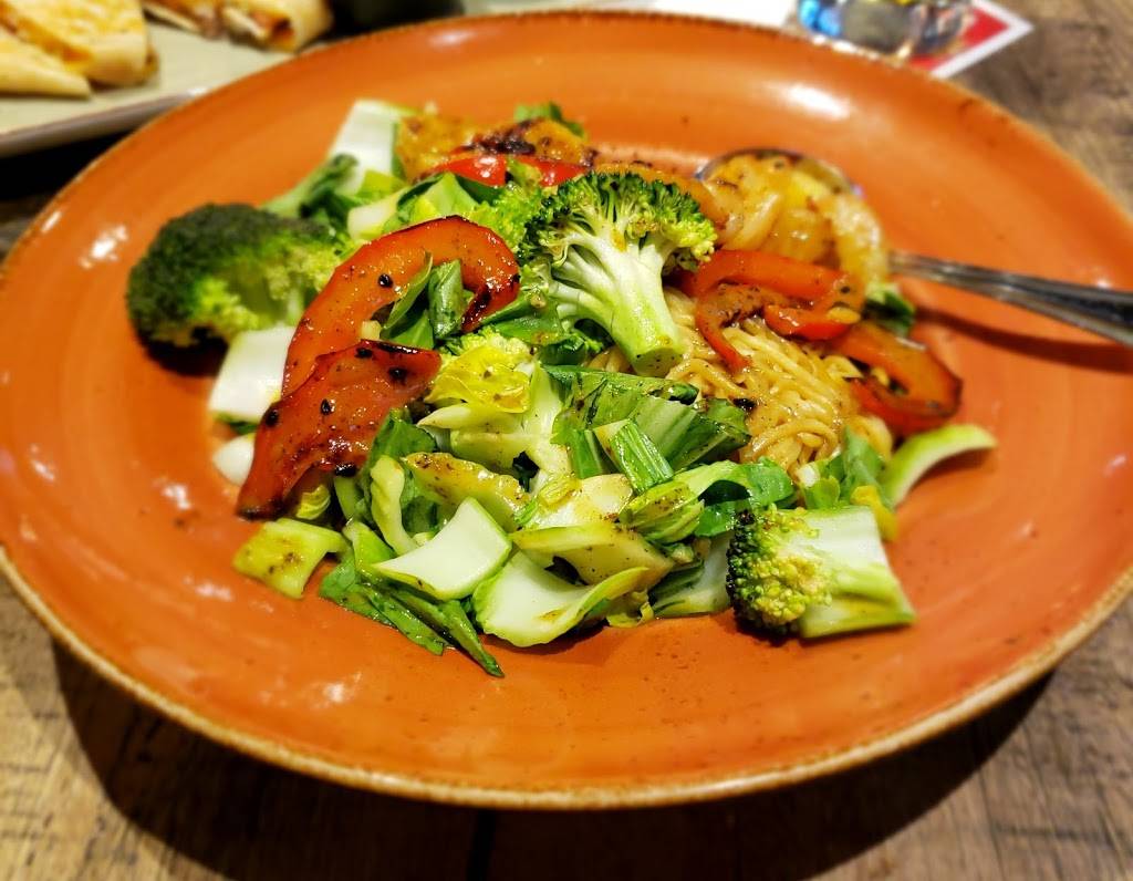 Kelseys Original Roadhouse | restaurant | 576 King St N, Waterloo, ON N2L 6L3, Canada | 5197721983 OR +1 519-772-1983