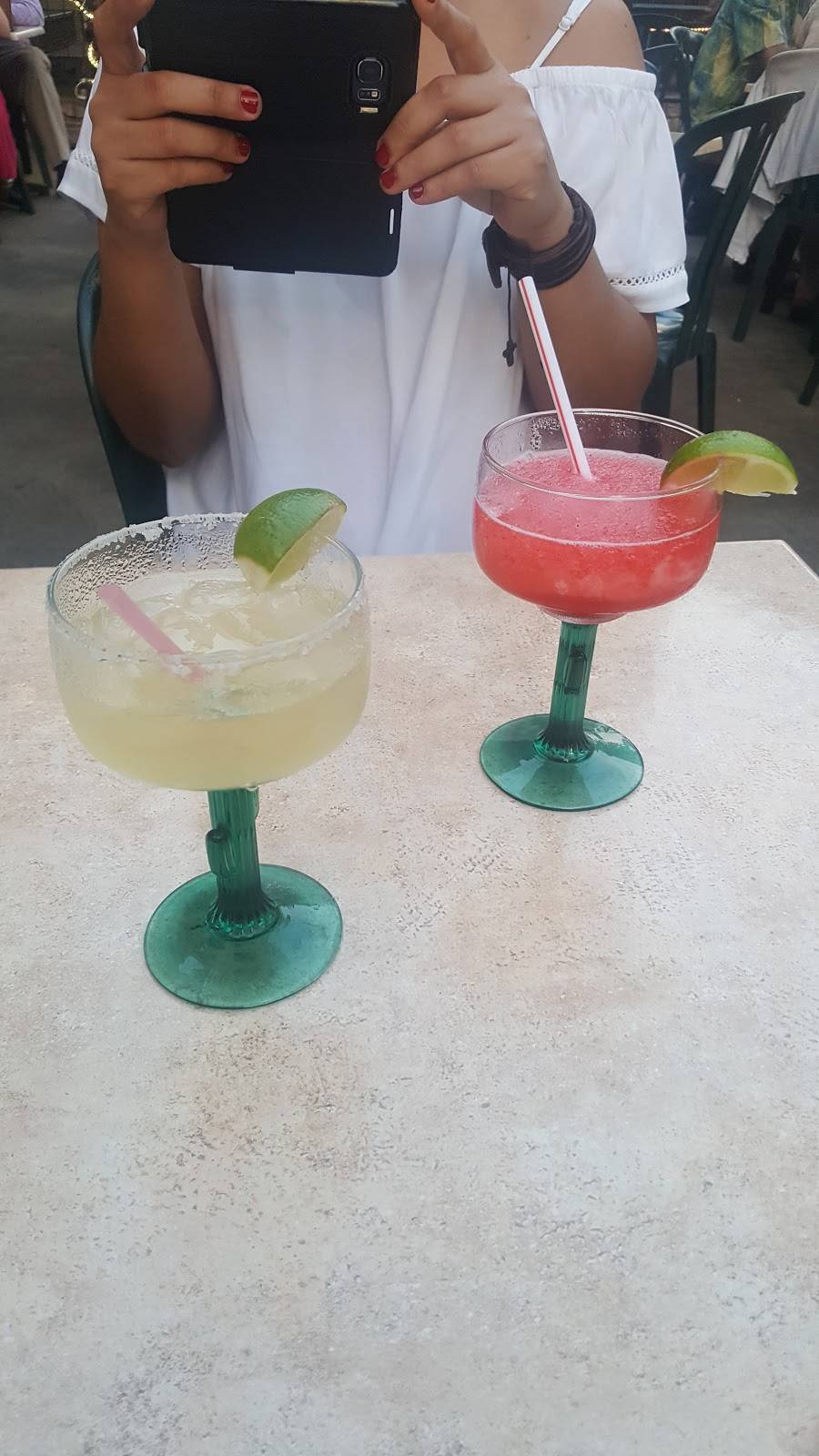 La Loma Mexican Restaurant | restaurant | 316 Massachusetts Ave NE, Washington, DC 20002, USA | 2025482550 OR +1 202-548-2550