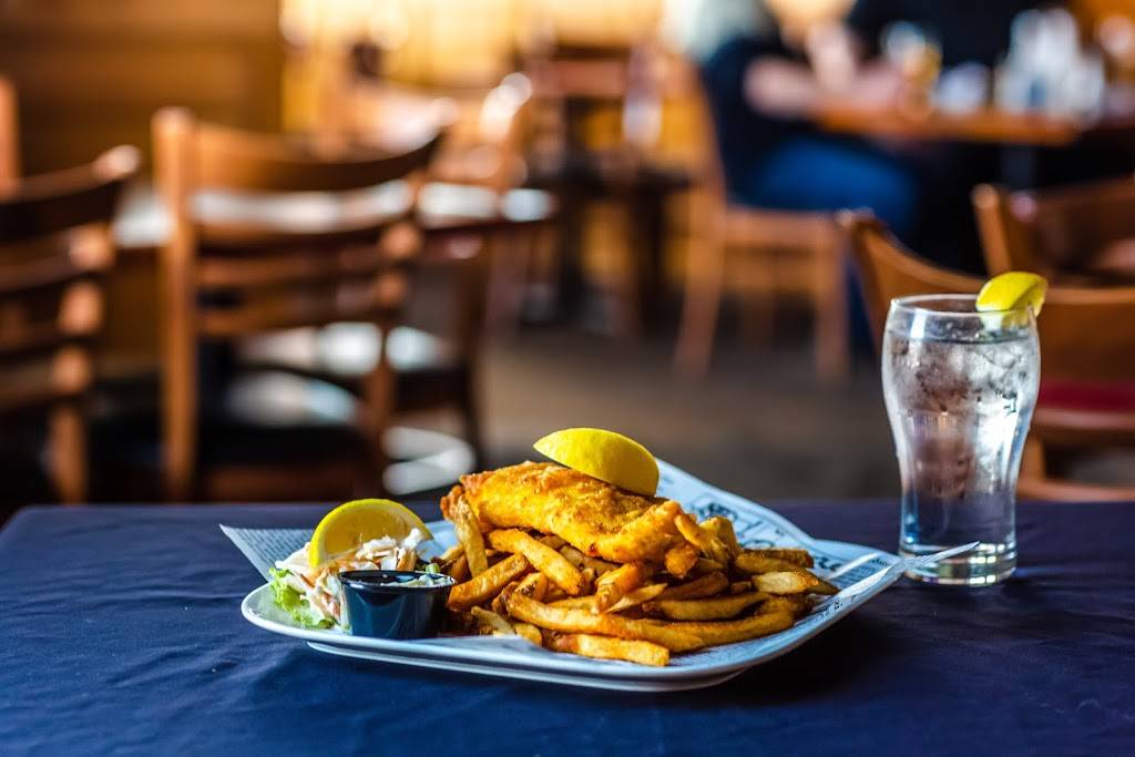 Wickies Pub And Restaurant | restaurant | 274 Burton Ave, Barrie, ON L4N 4C7, Canada | 7057250630 OR +1 705-725-0630