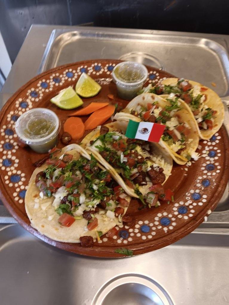 EL TACO | Food Truck | restaurant | 251 W Valley View Rd #9624, Talent, OR 97540, USA | 5419302416 OR +1 541-930-2416
