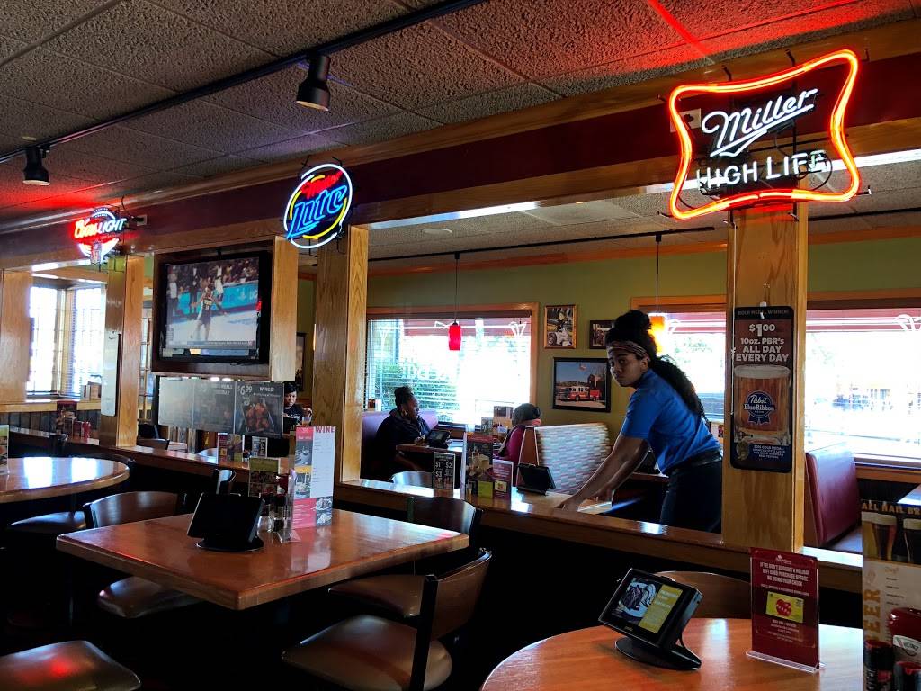 Applebees Grill + Bar | restaurant | 1600 Huffman Rd, Center Point, AL 35215, USA | 2058533200 OR +1 205-853-3200