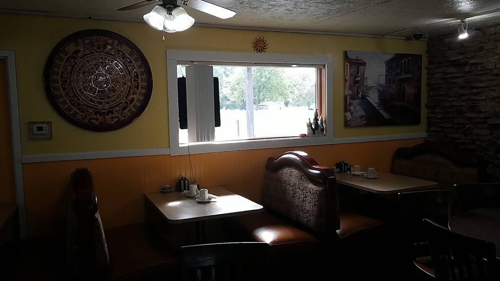 Esmeraldas Pancake House | restaurant | 204 Rickey Rd, Monticello, IN 47960, USA | 5745836361 OR +1 574-583-6361