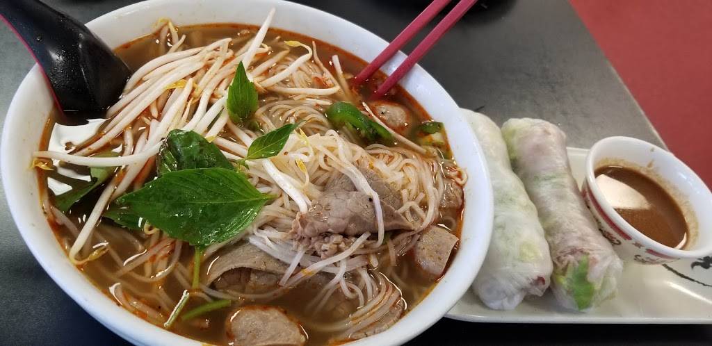 Pho 76 | restaurant | 1811 W Rosecrans St, Wausau, WI 54401, USA | 7158425301 OR +1 715-842-5301