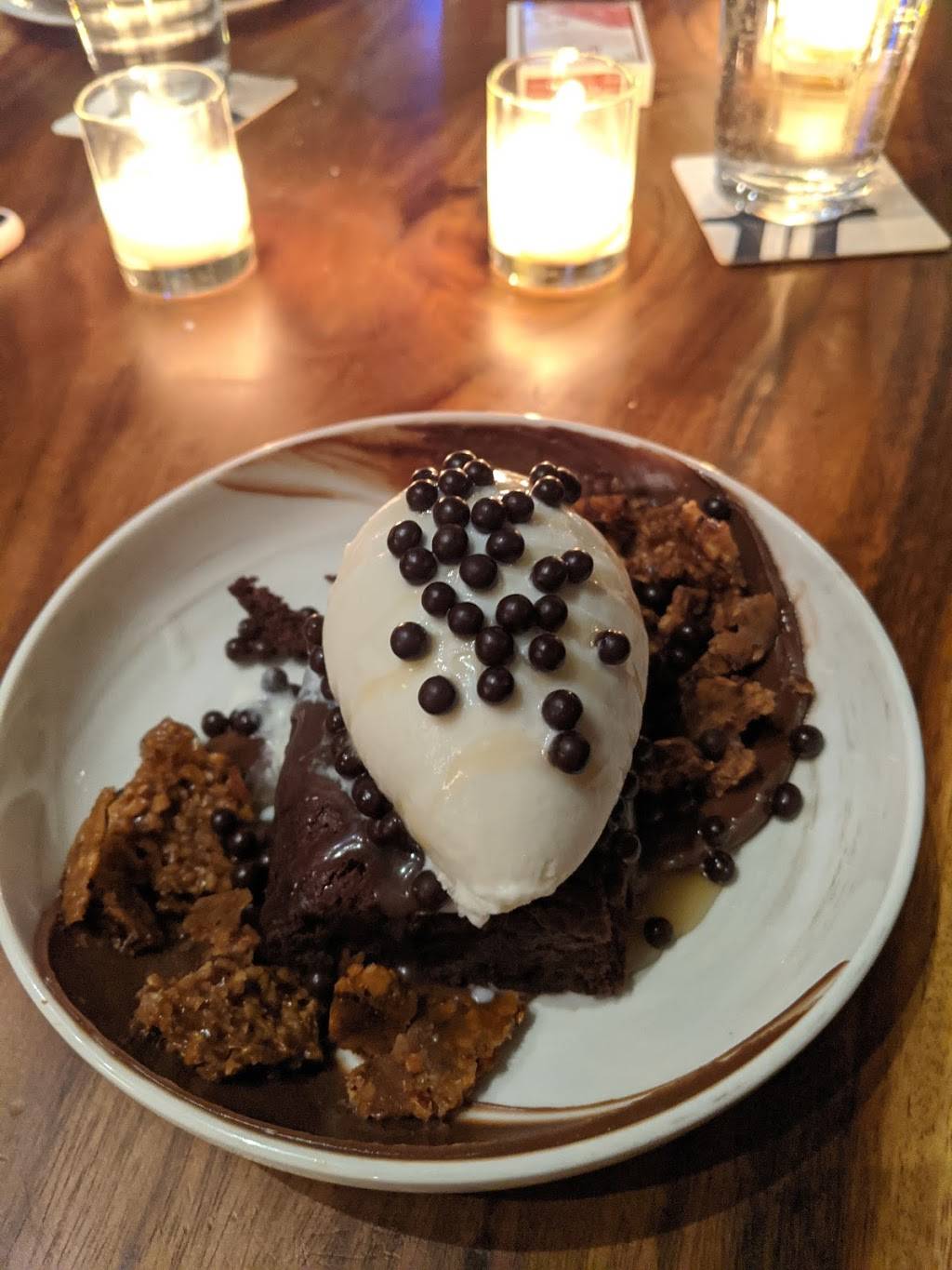 Alcove | restaurant | 50 Lovejoy Wharf, Boston, MA 02114, USA | 6172480050 OR +1 617-248-0050