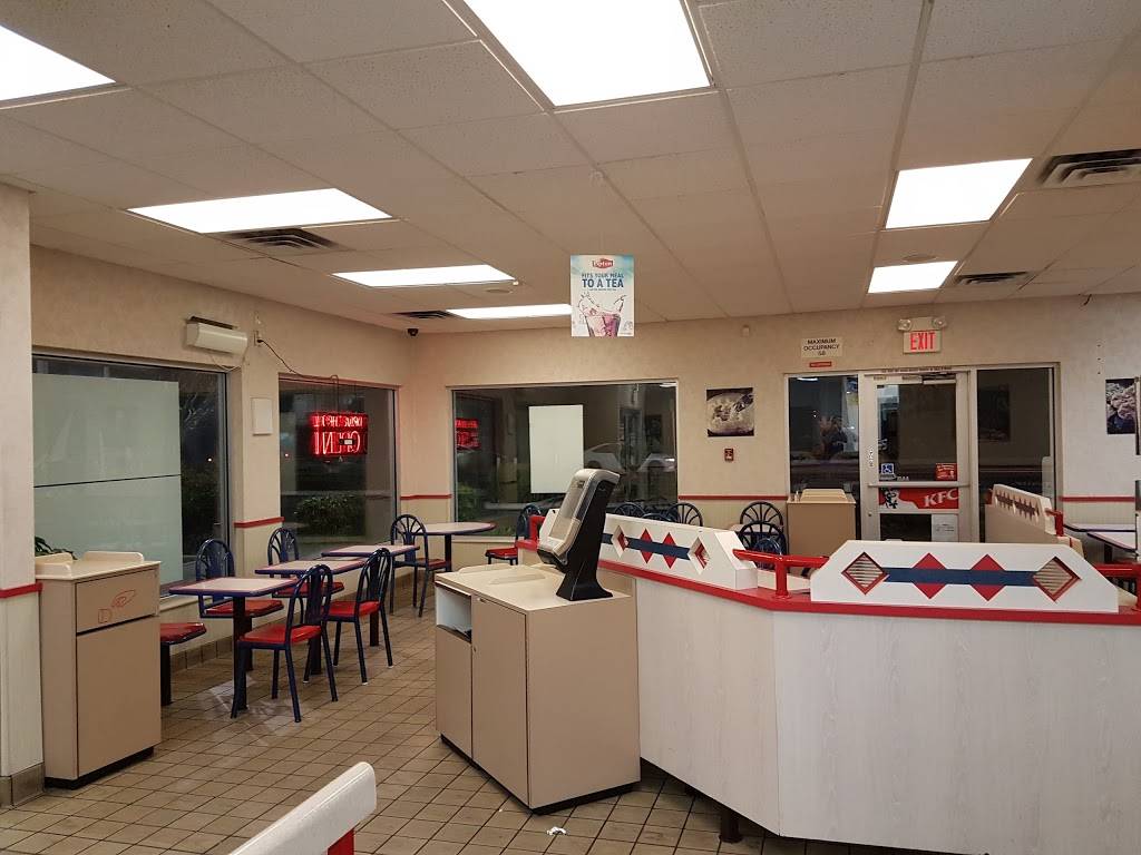 KFC | restaurant | 4455 Pacific Ave, Stockton, CA 95207, USA | 2094788830 OR +1 209-478-8830