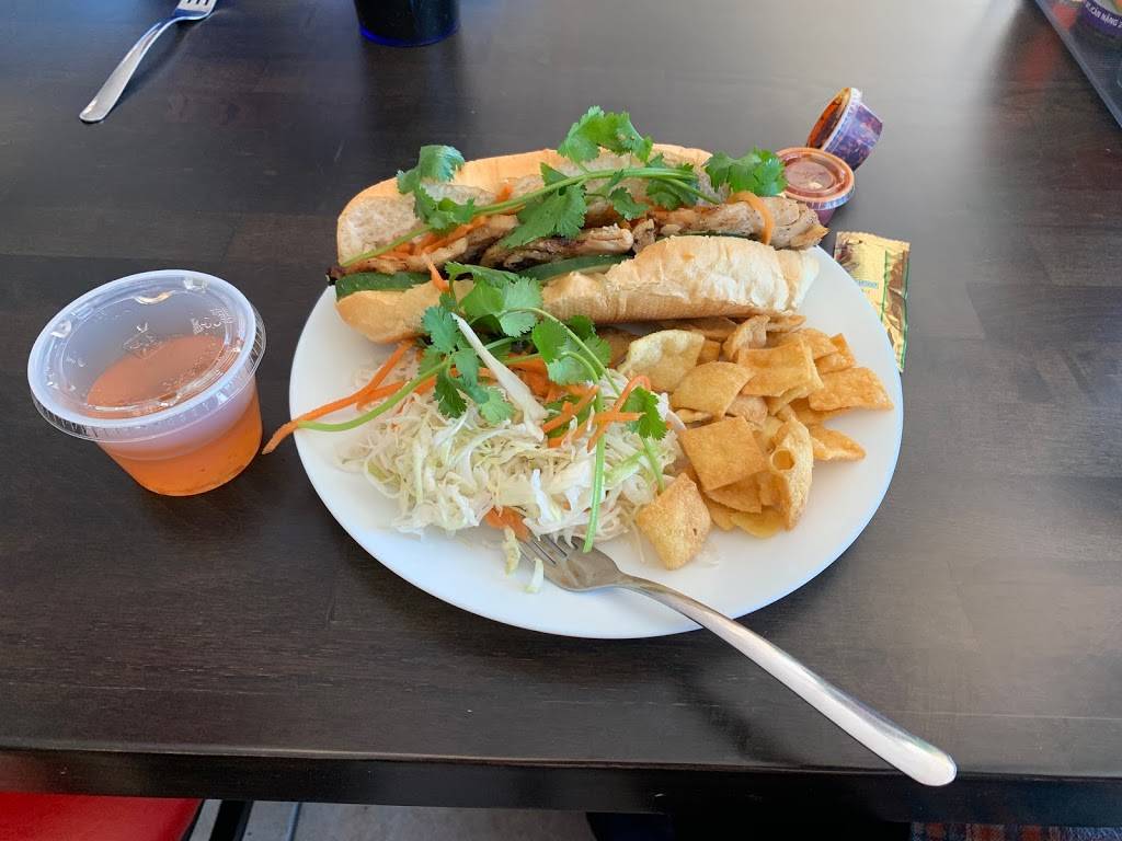 Pho Berni Express | restaurant | 10555 Culebra Rd #105, San Antonio, TX 78251, USA | 2103998155 OR +1 210-399-8155