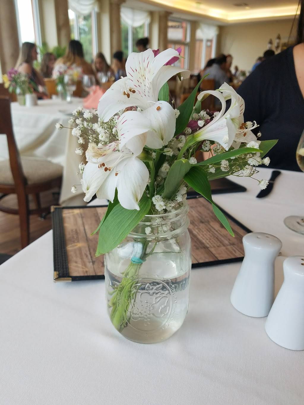 Pinnacle Restaurant | restaurant | 40620 Calle Contento, Temecula, CA 92591, USA | 9516768231 OR +1 951-676-8231