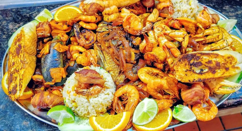 Su Taqueria El Rey Del Taco y Sus Mariscos | restaurant | 7138 N Clark St, Chicago, IL 60626, USA | 7732749004 OR +1 773-274-9004