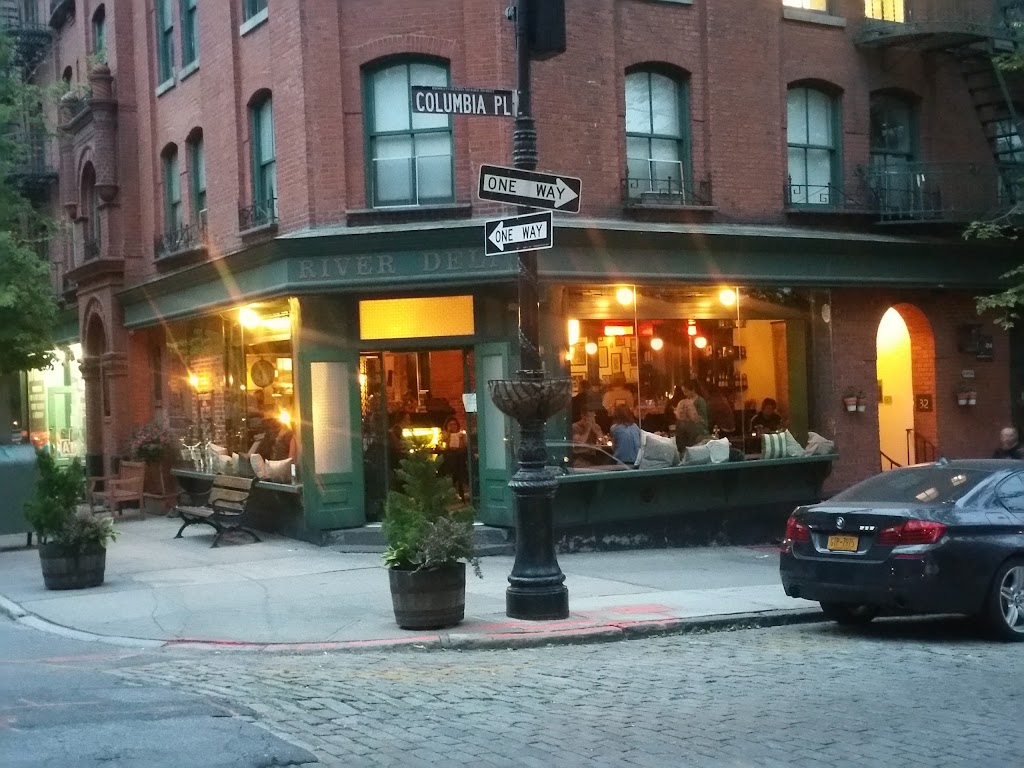 River Deli | restaurant | 32 Joralemon St, Brooklyn, NY 11201, USA | 7182549200 OR +1 718-254-9200