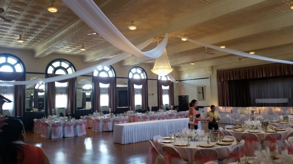 The Old Country Banquets & Deli | meal delivery | 4 Alden Ave, Enfield, CT 06082, USA | 8607455390 OR +1 860-745-5390