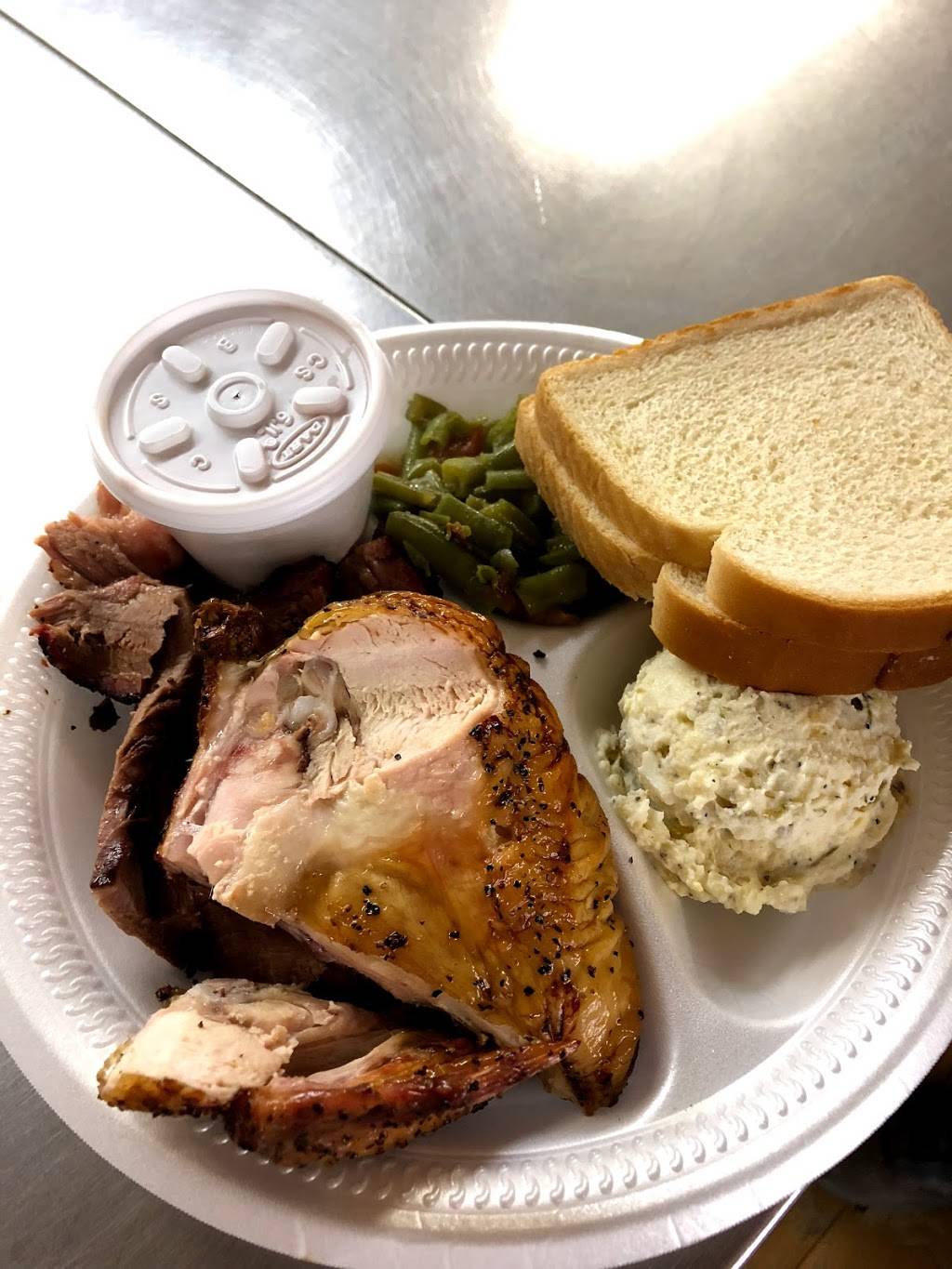 Heavys Bar B Que | restaurant | 1301 19th St, Hondo, TX 78861, USA | 8304264445 OR +1 830-426-4445