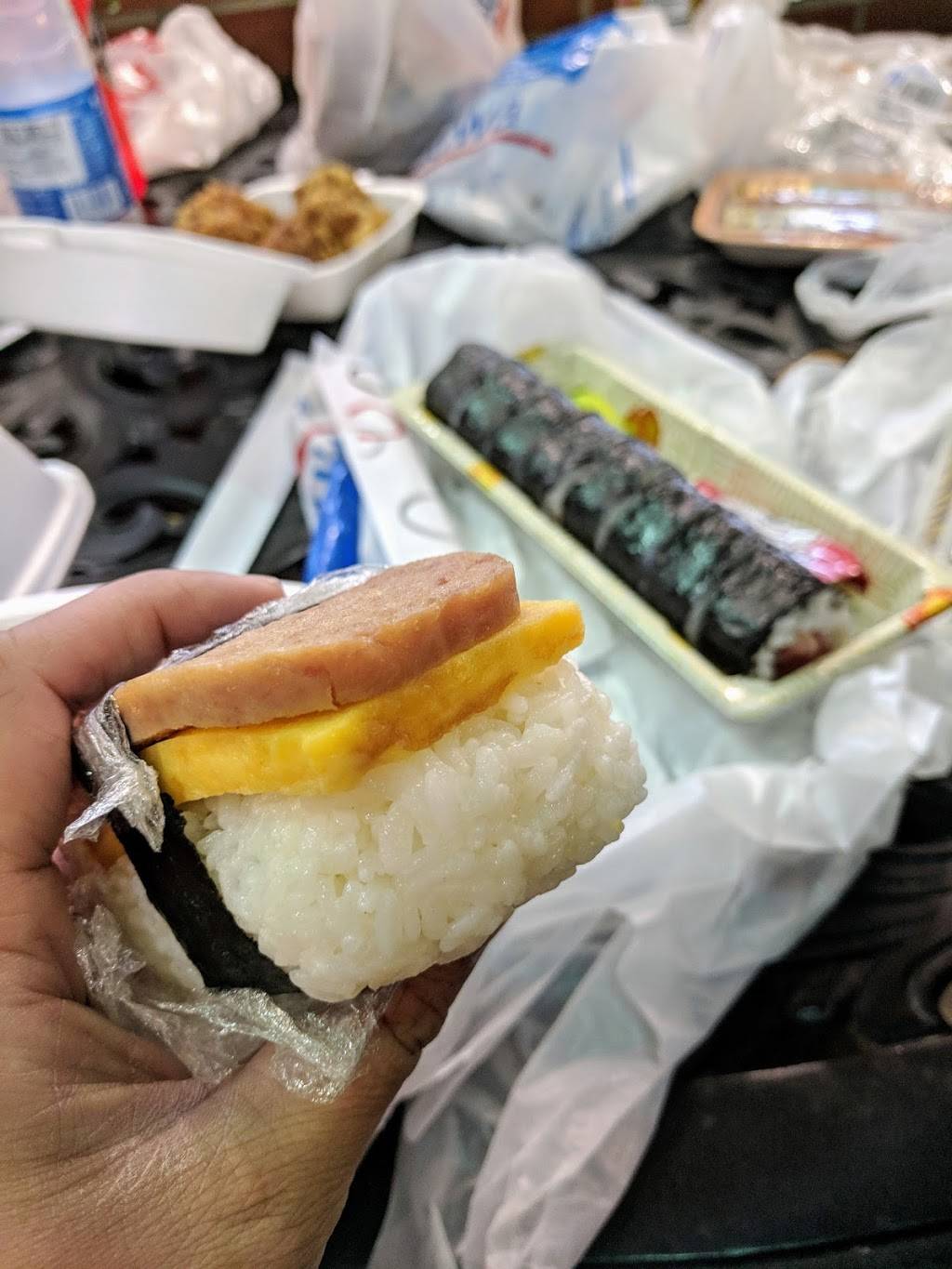 Omusubi Gonbei | restaurant | 595 River Rd, Edgewater, NJ 07020, USA | 2014023779 OR +1 201-402-3779