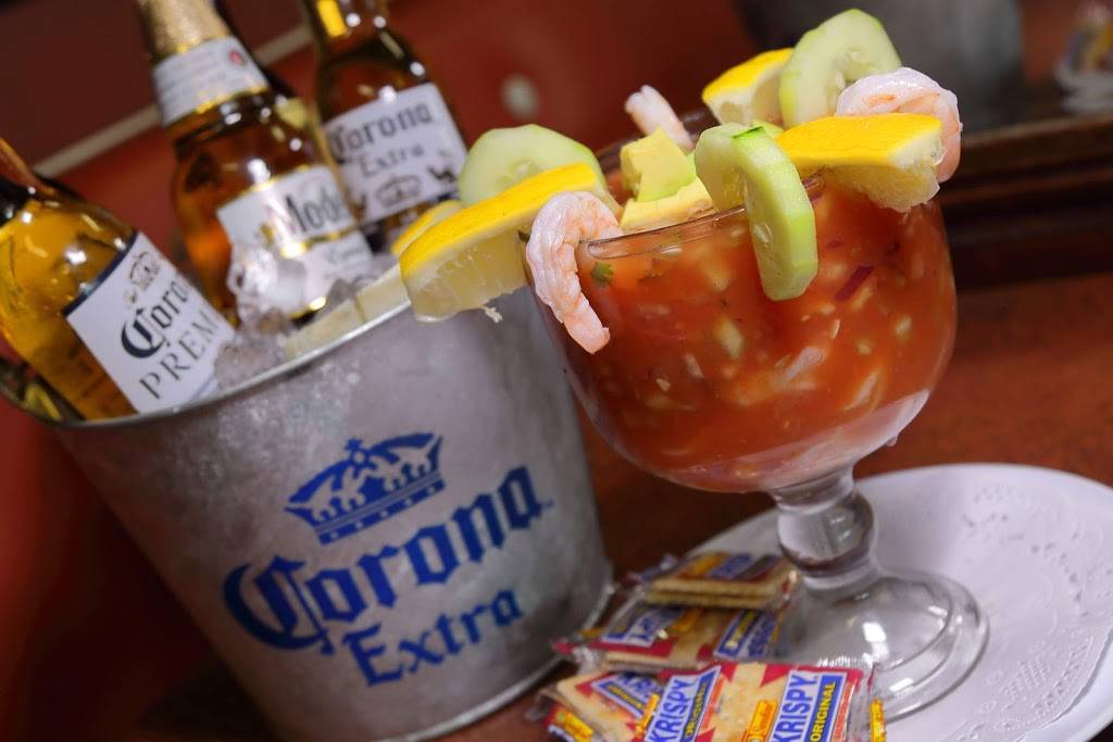 El Puerto Seafood & Mexican Restaurant | restaurant | 2105 Edison Hwy, Bakersfield, CA 93305, USA | 6613261425 OR +1 661-326-1425