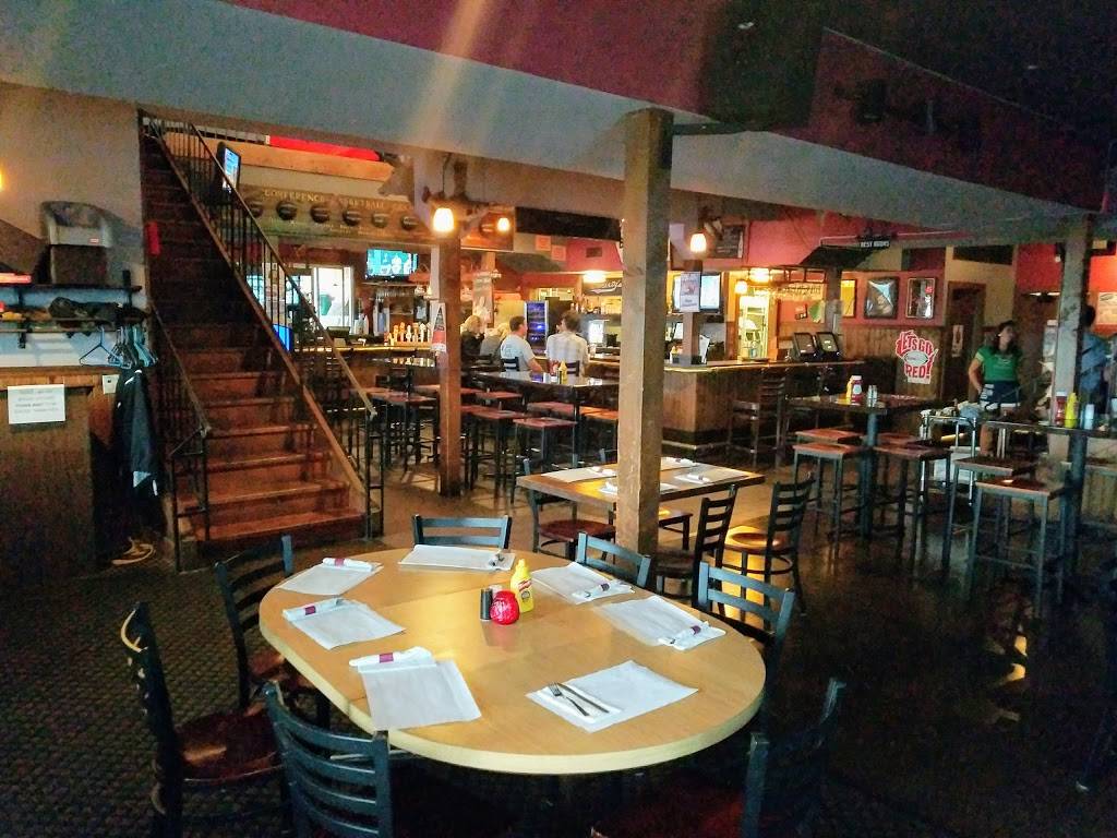 Christys Landing | restaurant | 2952 Waubesa Ave, Madison, WI 53711, USA | 6082225391 OR +1 608-222-5391