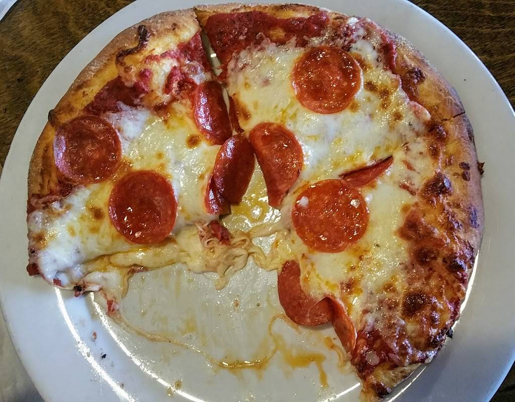 Jakes Bistro & Brew | restaurant | 12170 4th St, Yucaipa, CA 92399, USA | 9097908750 OR +1 909-790-8750