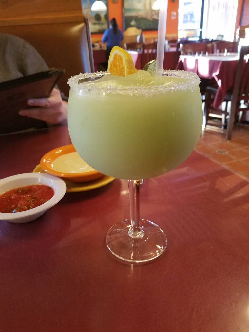 El Cerrito | restaurant | 1297 Main St, Altavista, VA 24517, USA | 4343091237 OR +1 434-309-1237