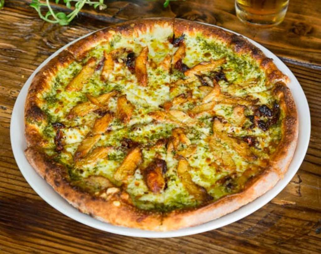 Academy Bar and Kitchen | restaurant | 1800 Fillmore St, San Francisco, CA 94115, USA | 4157751800 OR +1 415-775-1800