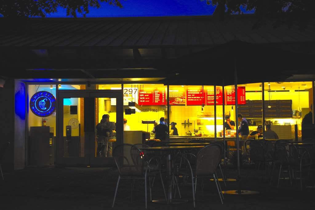 Chipotle Mexican Grill | restaurant | 297 Madonna Rd, San Luis Obispo, CA 93405, USA | 8055416975 OR +1 805-541-6975