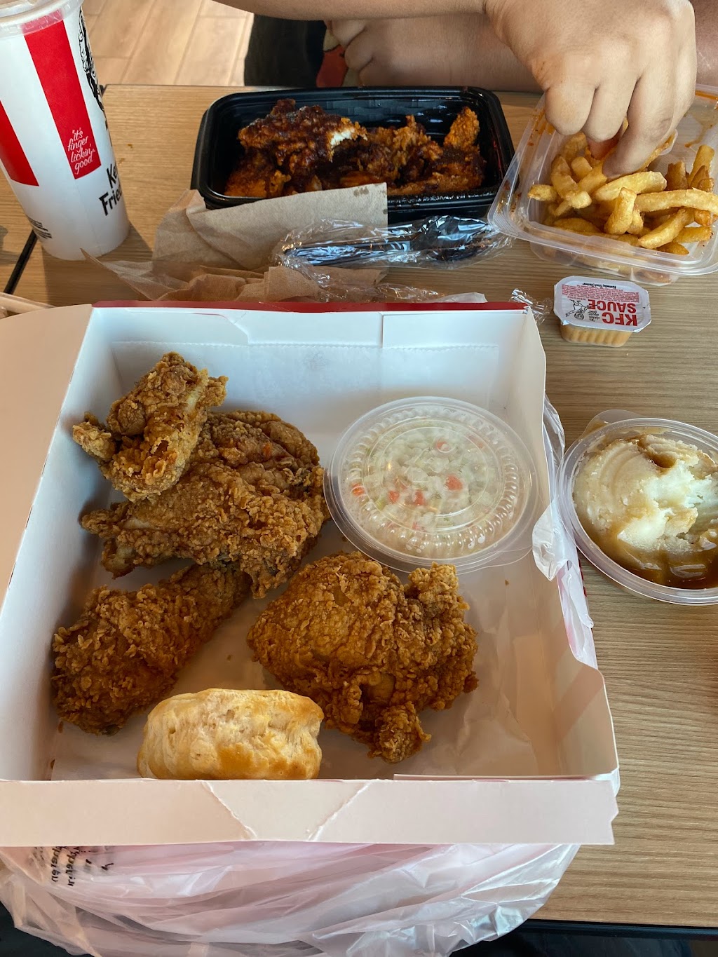 KFC | restaurant | 330 W Spring Mill Pointe Dr, Westfield, IN 46074, USA | 4632430239 OR +1 463-243-0239