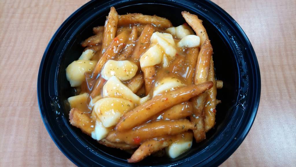 Popeyes Louisiana Kitchen | restaurant | 550 Fennell Ave E, Hamilton, ON L8V 4S9, Canada | 9053831111 OR +1 905-383-1111