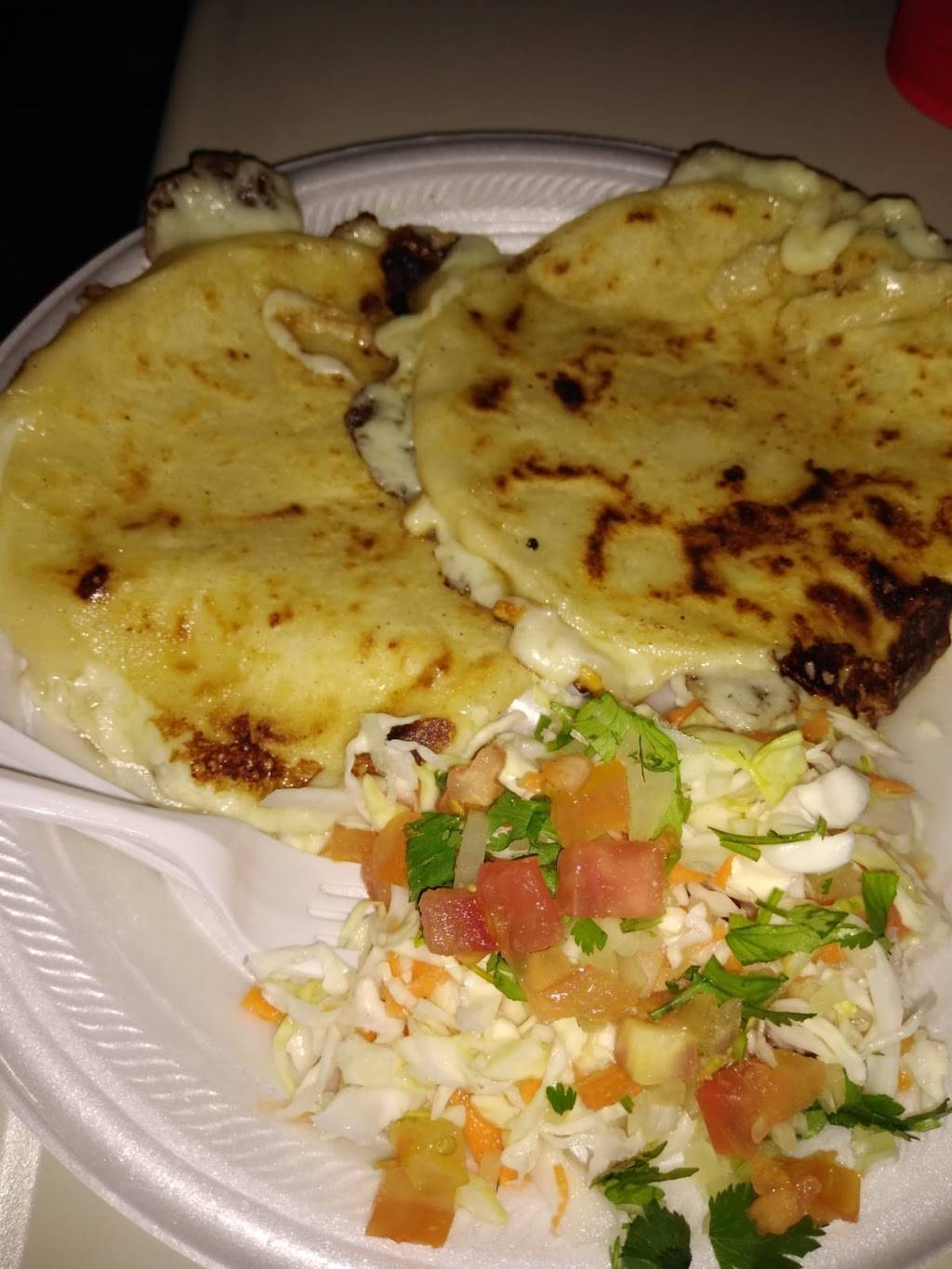 Delicias en Miami Local | restaurant | 542 SW 12th Ave, Miami, FL 33130, USA | 7864995213 OR +1 786-499-5213