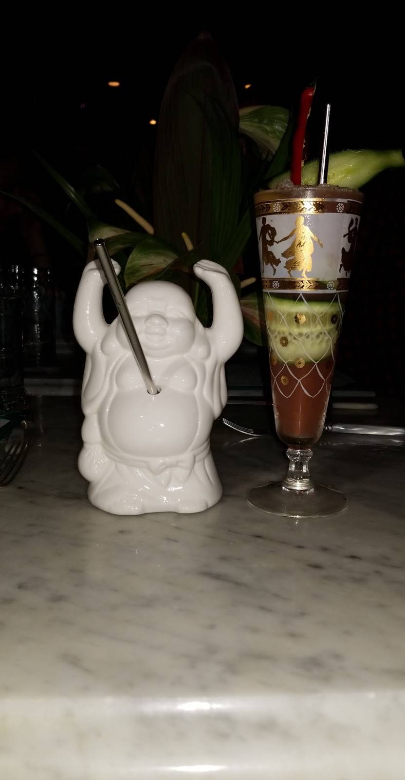 ZZs Clam Bar | restaurant | 169 Thompson St, New York, NY 10012, USA | 2122543000 OR +1 212-254-3000