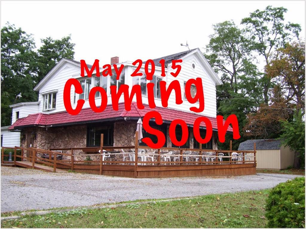 Hilltop Restaurant & Bar | restaurant | 4206 Lake Ave, Lockport, NY 14094, USA | 7164337060 OR +1 716-433-7060