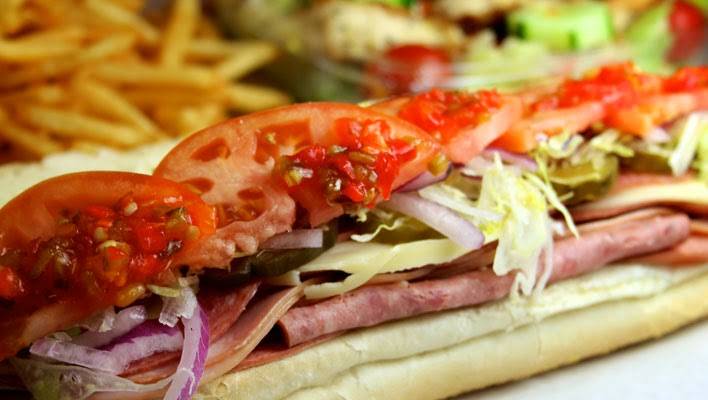 Nikis Roast Beef & Pizza | meal takeaway | 7 Central St, Georgetown, MA 01833, USA | 9783522400 OR +1 978-352-2400