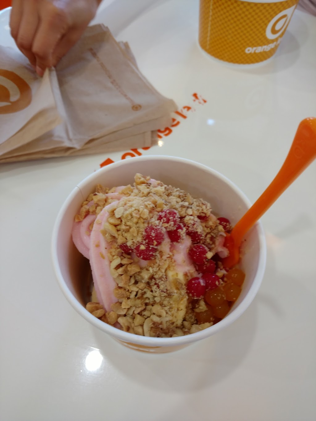 Orange Leaf Frozen Yogurt | restaurant | 506 N Main St, Stillwater, OK 74075, USA | 4055333112 OR +1 405-533-3112