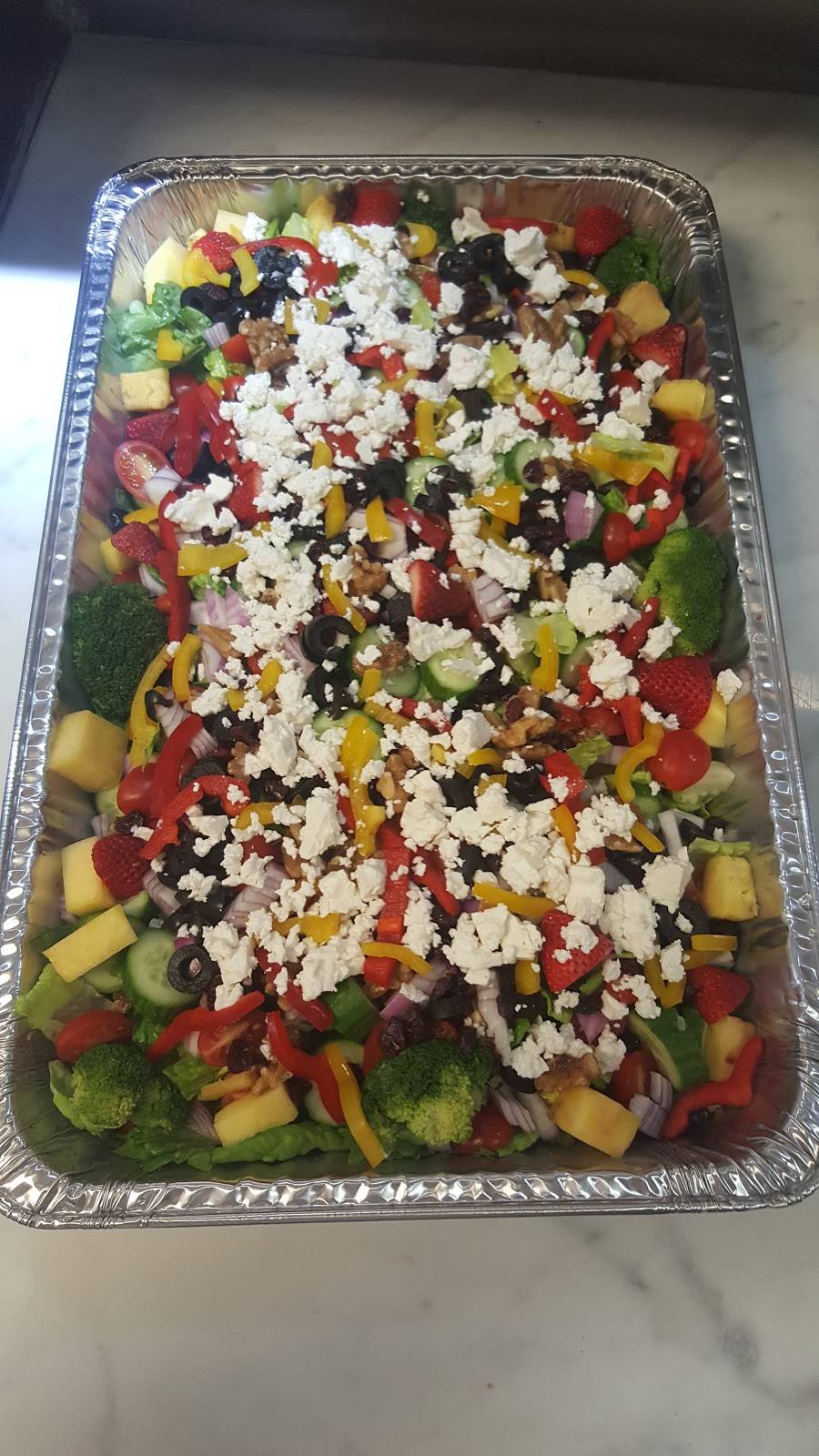 Lombardos Pizza & Pasta | restaurant | 56 Division Ave, Levittown, NY 11756, USA | 5167966661 OR +1 516-796-6661