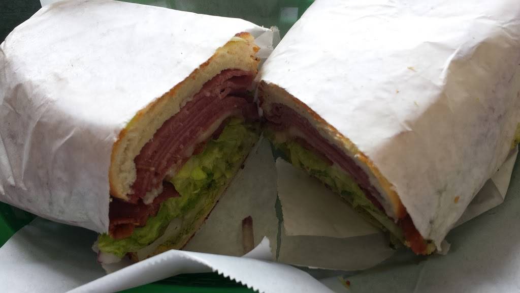 Mr Pickles | restaurant | 1301 Sullivan Ave, Daly City, CA 94015, USA | 6509913673 OR +1 650-991-3673