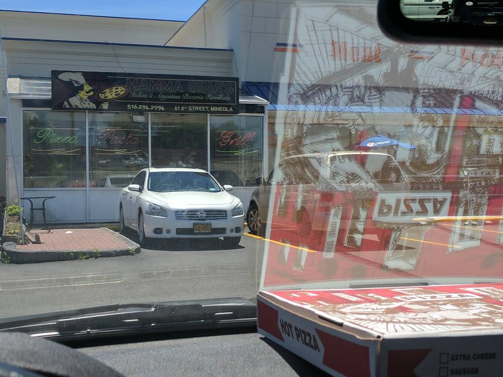 Mamma Ginas Pizza | restaurant | 61 2nd St, Mineola, NY 11501, USA | 5162942994 OR +1 516-294-2994