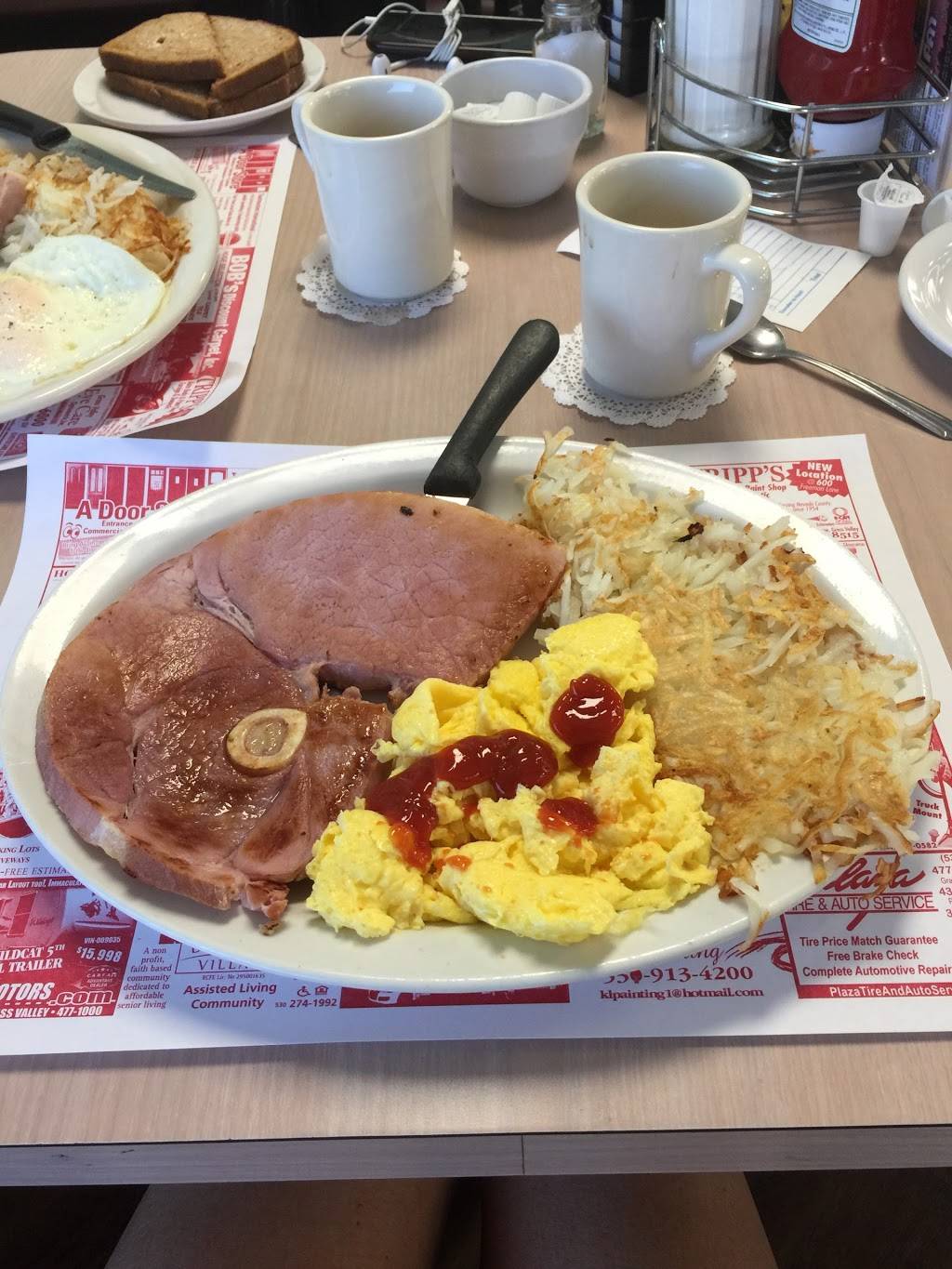 Pennys Diner | restaurant | 2072 Nevada City Hwy, Grass Valley, CA 95945, USA | 5304775673 OR +1 530-477-5673