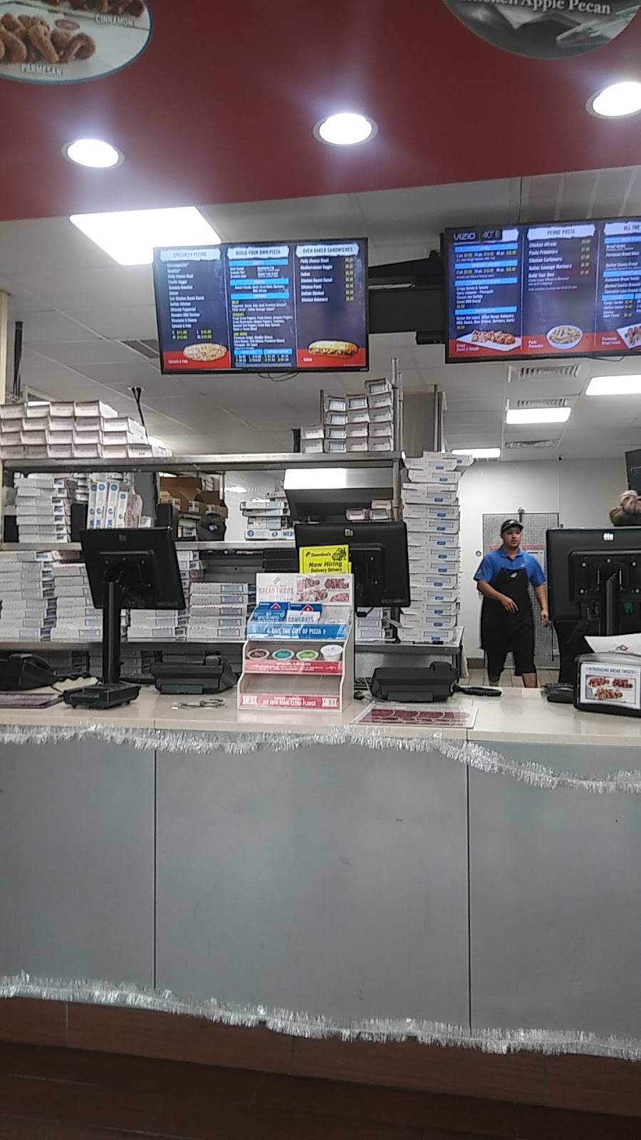 Dominos Pizza | meal delivery | 4420 Gaston Ave, Dallas, TX 75246, USA | 2148289090 OR +1 214-828-9090