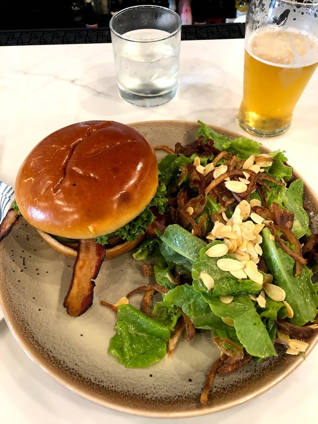 Lawrence Beer Company | restaurant | 826 Pennsylvania St, Lawrence, KS 66044, USA | 7858560453 OR +1 785-856-0453