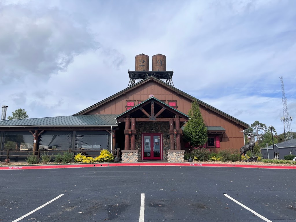 Twin Peaks | restaurant | N, 10 Shackleford Dr, Little Rock, AR 72211, USA | 5012241729 OR +1 501-224-1729