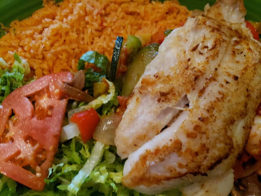 Gustavos Mexican Grill, Norton Commons | restaurant | 10715 Meeting St, Prospect, KY 40059, USA | 5026907070 OR +1 502-690-7070