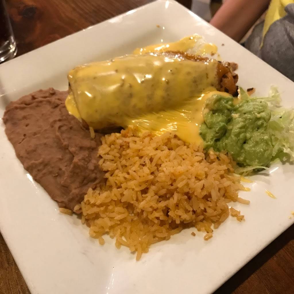 Betos Grill | restaurant | 2711 Riley Fuzzel Rd, Spring, TX 77386, USA | 2815280039 OR +1 281-528-0039