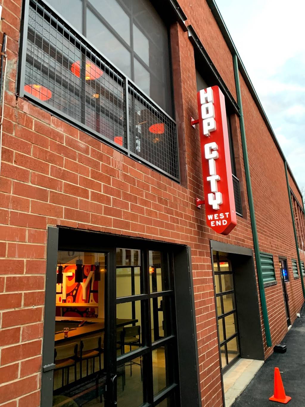 Boxcar at Hop City West End | restaurant | 1000 White St SW, Atlanta, GA 30310, USA | 4707888171 OR +1 470-788-8171