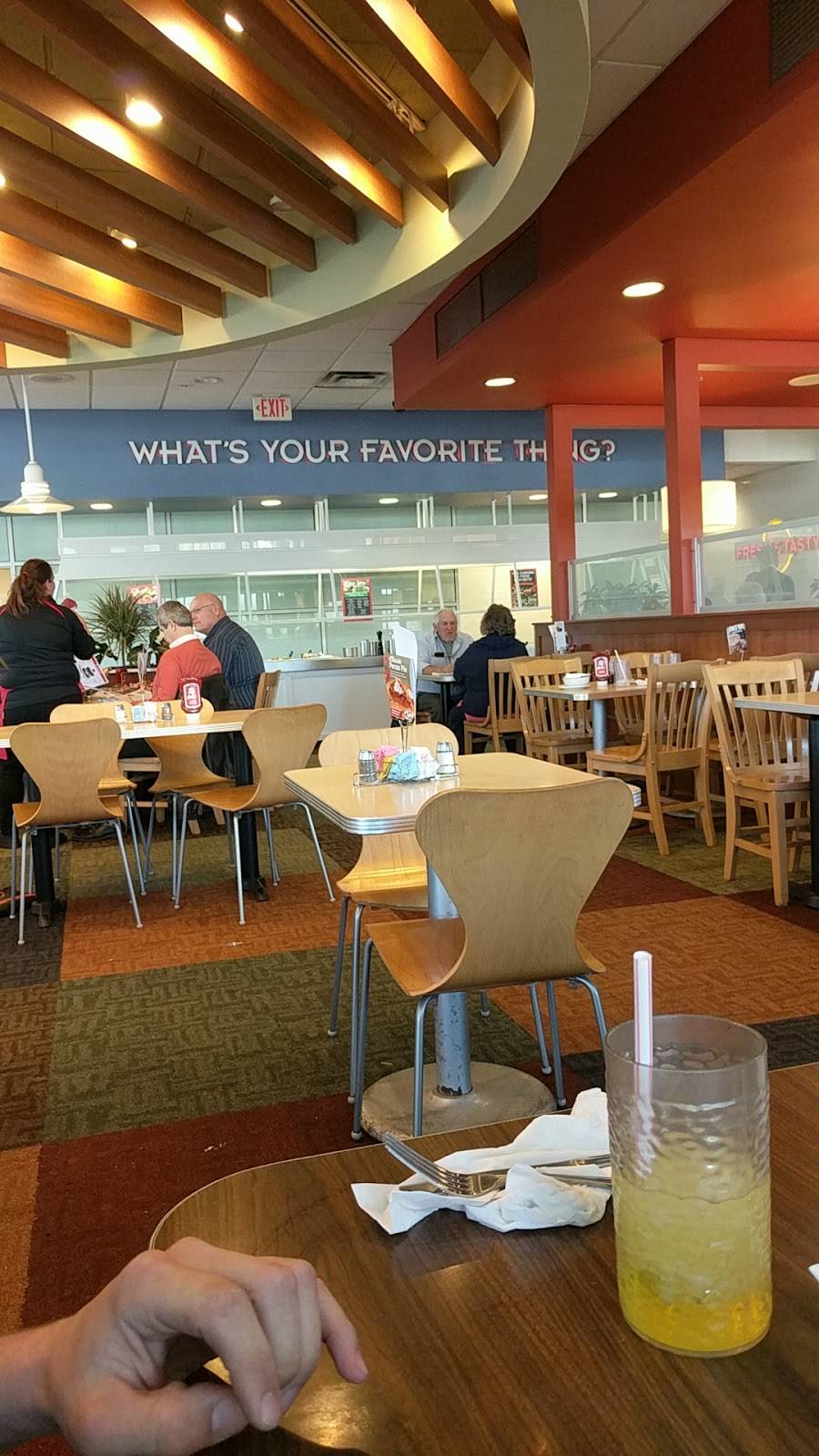 Frischs Big Boy | restaurant | 2192 Winemiller Ln, Batavia, OH 45103, USA | 5137357100 OR +1 513-735-7100