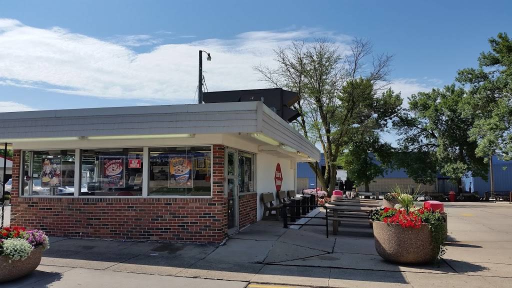 Dairy Queen Store | restaurant | 1015 4th Ave S, Denison, IA 51442, USA | 7122634910 OR +1 712-263-4910