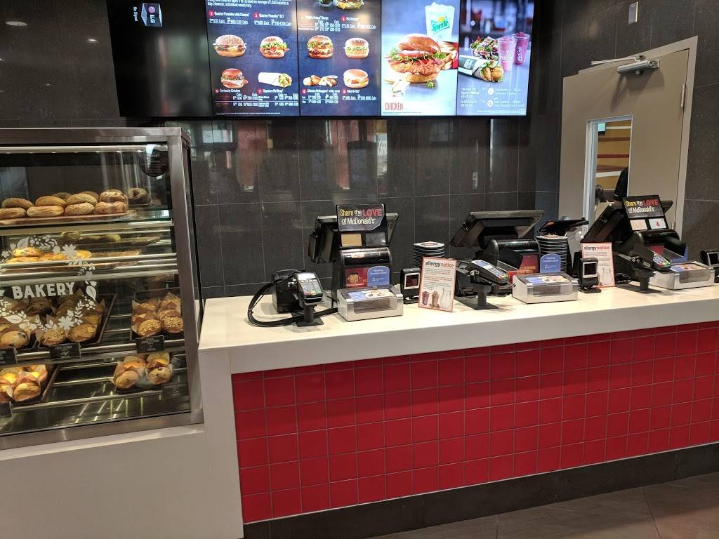 McDonalds | cafe | 159 Live Eight Way, Barrie, ON L4N 6P1, Canada | 7057228752 OR +1 705-722-8752