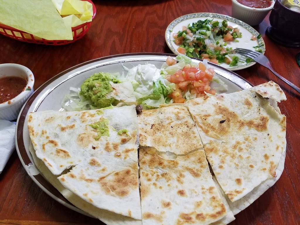 Los Tapatios | restaurant | 1030 N Hwy 67, Cedar Hill, TX 75104, USA | 9726374737 OR +1 972-637-4737