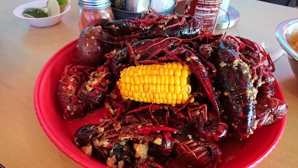 New La Crawfish Boil | restaurant | 10625 Veterans Memorial Dr Suite I, Houston, TX 77038, USA | 2814489500 OR +1 281-448-9500