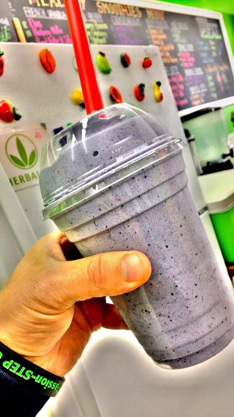 HERBALIFE GREEN IS LIFE???? | restaurant | 4545 N Broadway, Chicago, IL 60640, USA | 7738171406 OR +1 773-817-1406